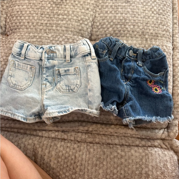 GAP and Old Navy Baby Blue Denim Shorts - Picture 1 of 4